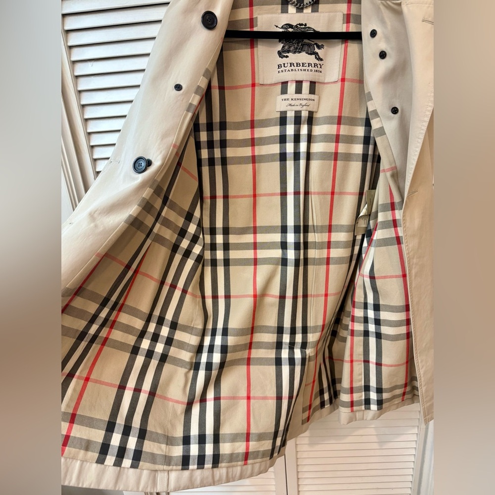 Authentic Burberry Kensington Mid Length Trench Coat - Picture 2 of 15